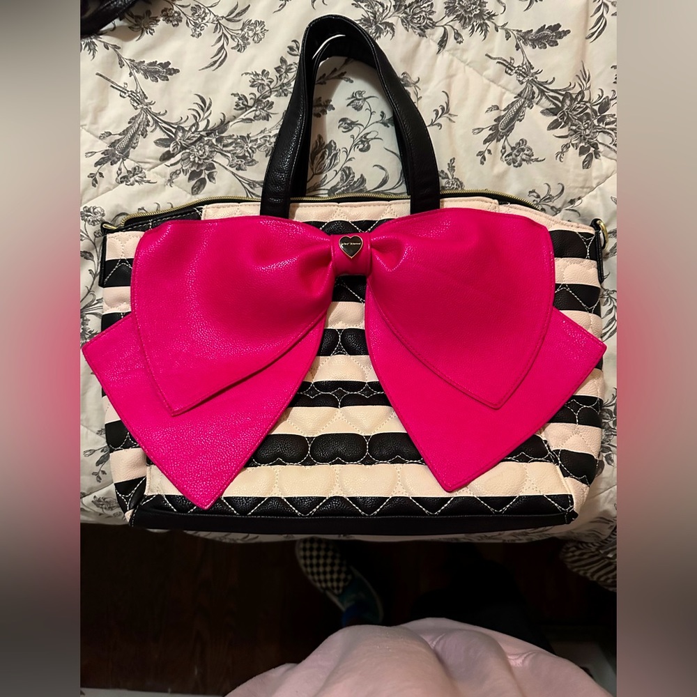 Betsy Johnson Big Pink Bow Bag